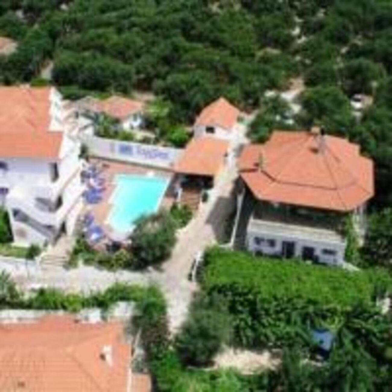 טרפזאקי Lygies Apart Hotel מראה חיצוני תמונה