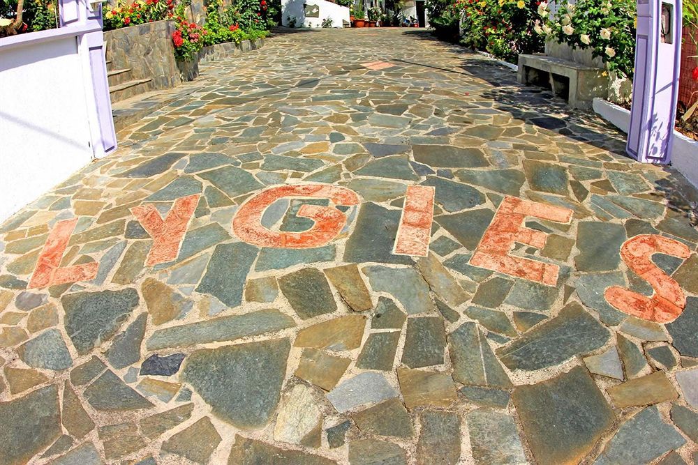 טרפזאקי Lygies Apart Hotel מראה חיצוני תמונה